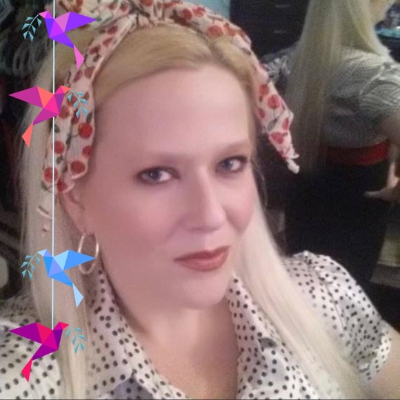 Hell no we won’t go! HELL NO WE WON’T GO!! - Picture 10 of 14